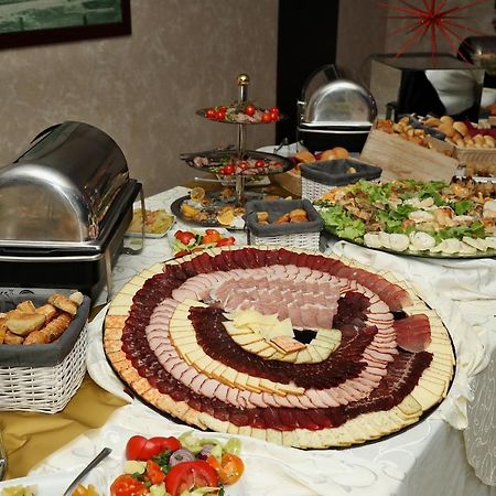 Hotel Jezero Bor Kültér fotó