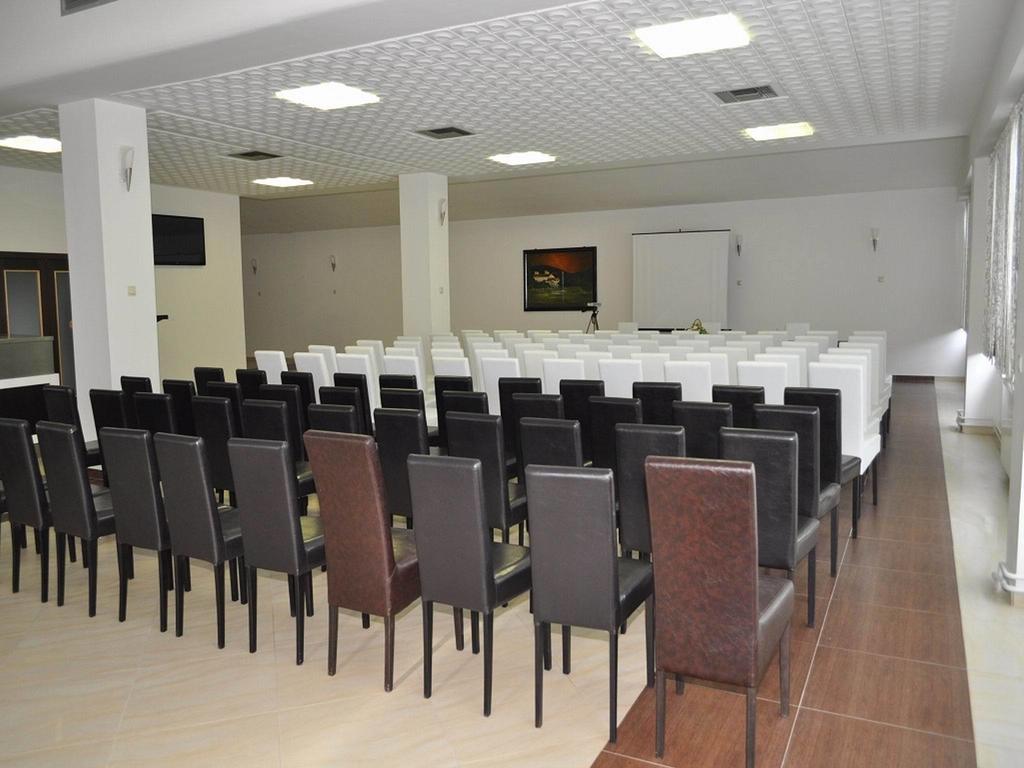 Hotel Jezero Bor Kültér fotó