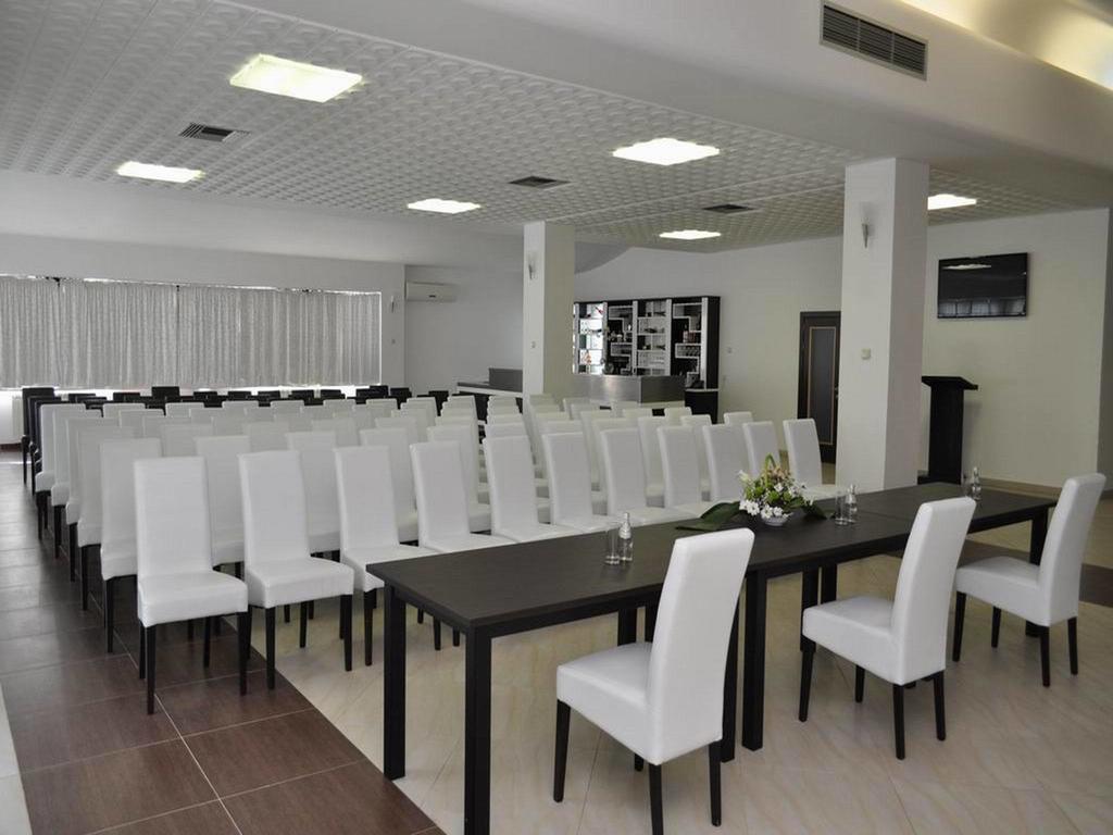 Hotel Jezero Bor Kültér fotó