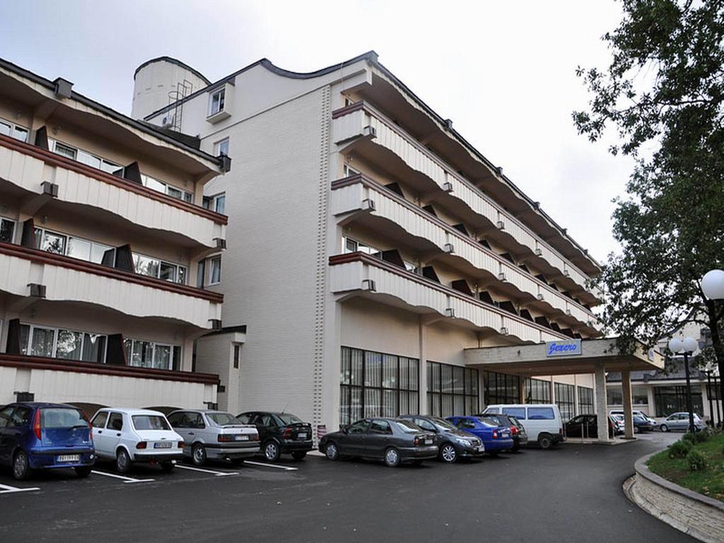 Hotel Jezero Bor Kültér fotó